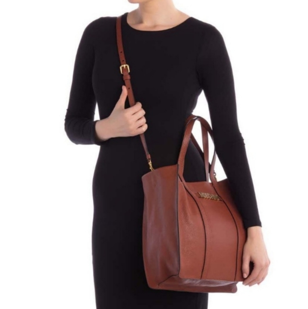 🎁 GIFTED Moschino Pebbled Leather Tote Crossbody - Picture 2 of 8